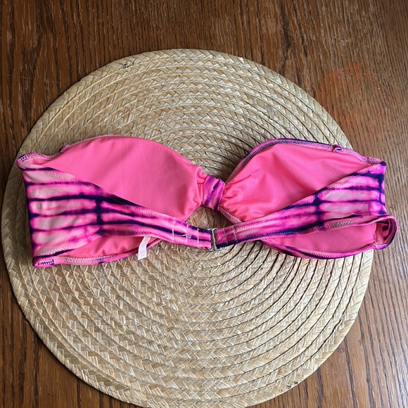 Victoria’s Secret Bandeau Bikini Top Size Medium - Picture 2 of 12